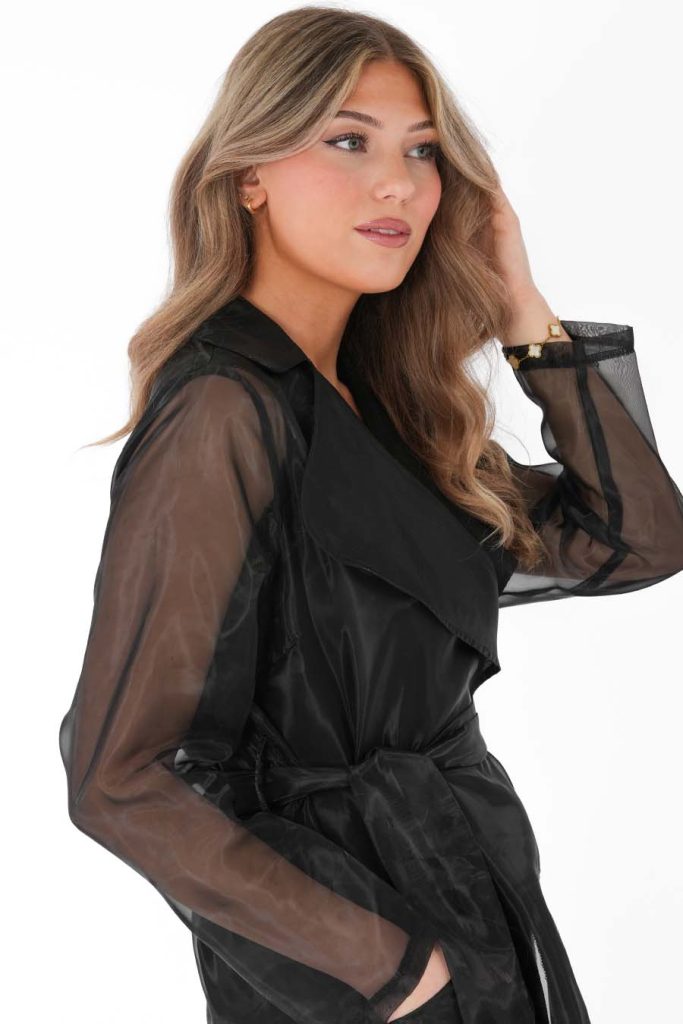 Capri Collection, Neela Takki