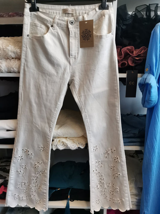 Jörlevik, Flirt Farkut