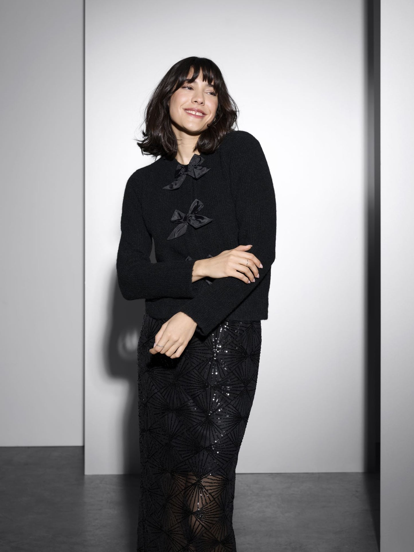 Kaffe, May Neuletakki