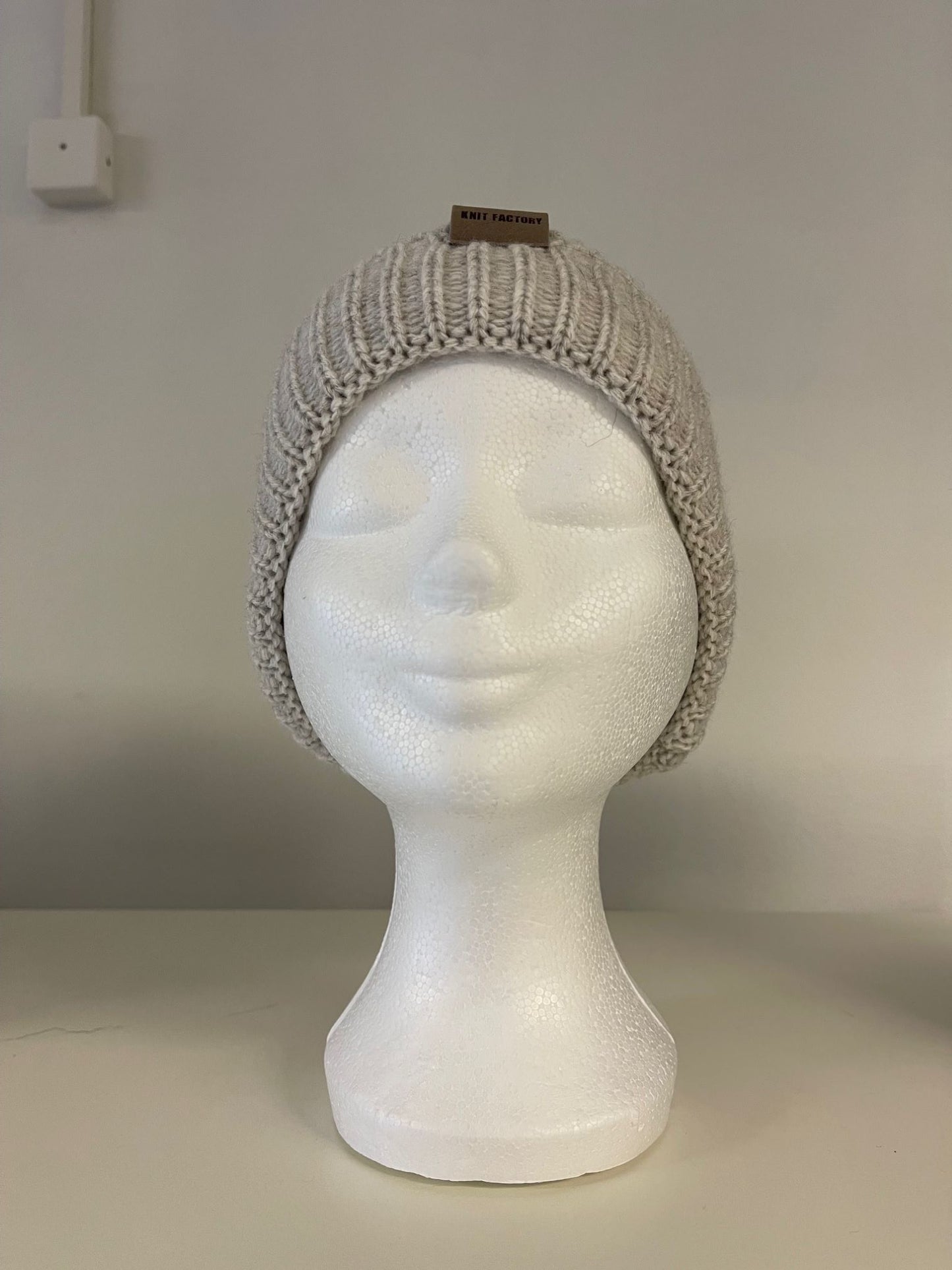 Knit Factory, Pipo