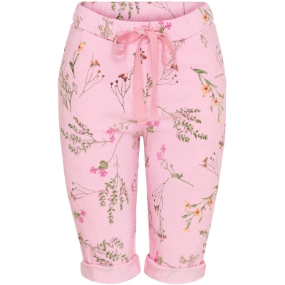 Marta du Chateau, Carlotta Shortsit