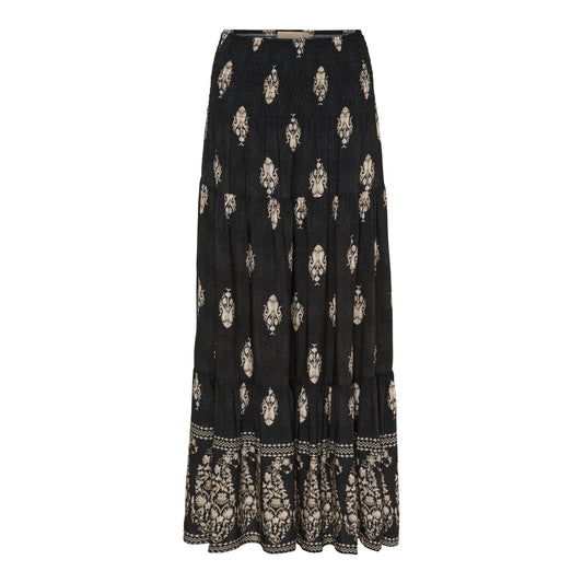 Marta du Chateau, Helga Hame