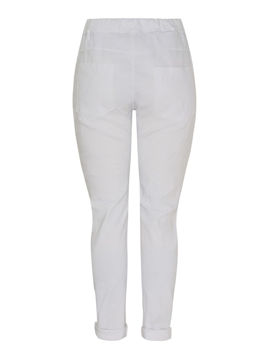 Marta du Chateau, Talia Housut