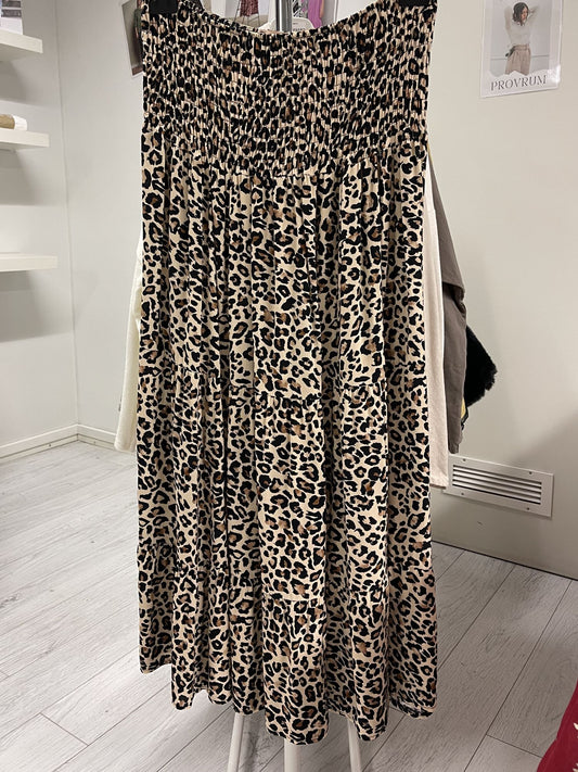 Marta du Chateau, Leo Hame