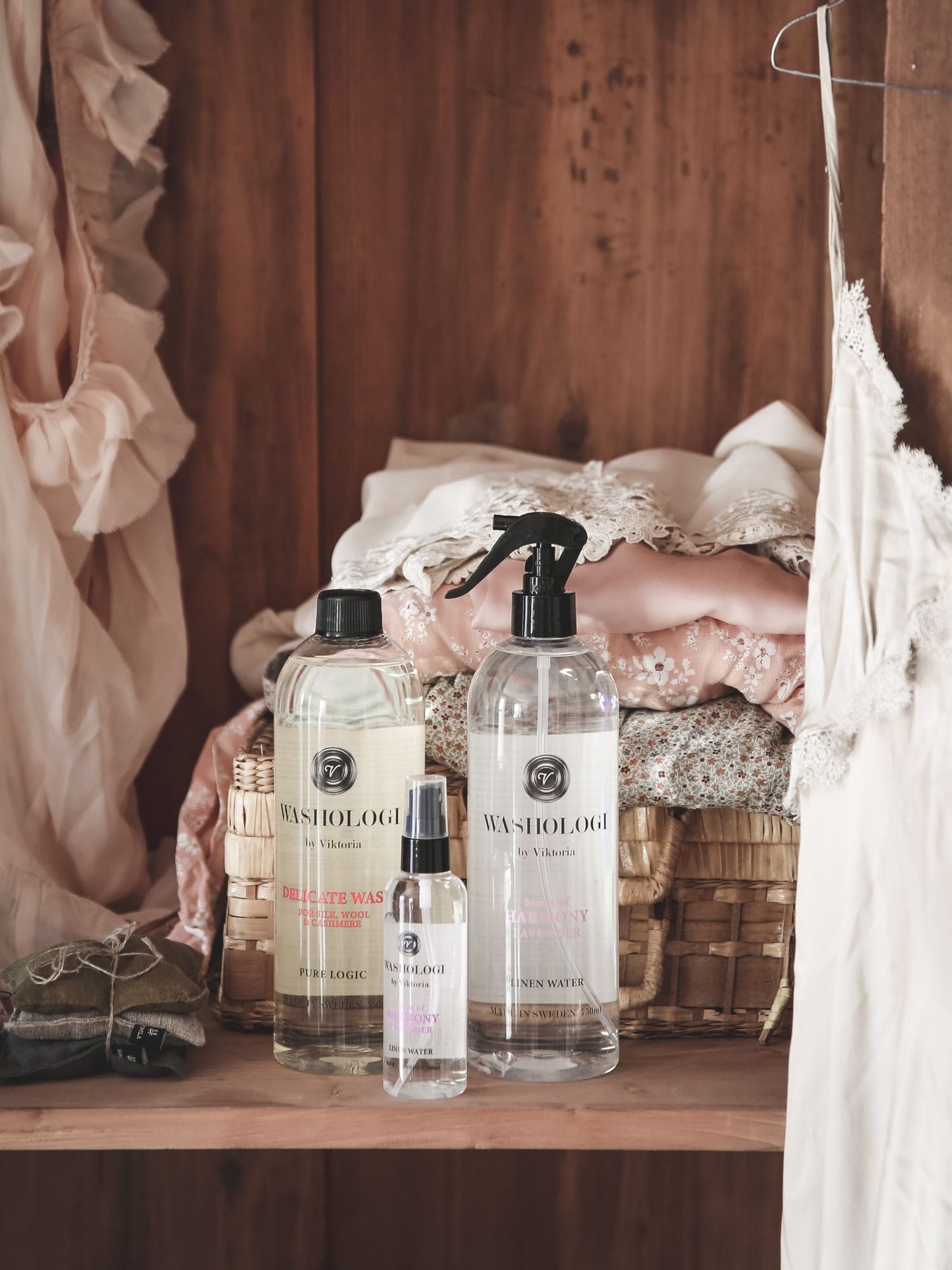 Washologi, Linen Water White Lotus