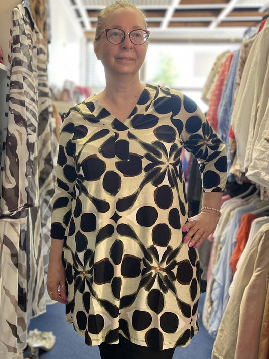 Zhenzi, Tunika Octa 906