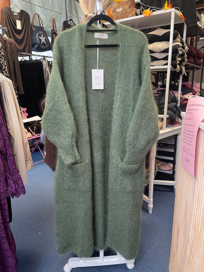 Mohair Neuletakki, Usva