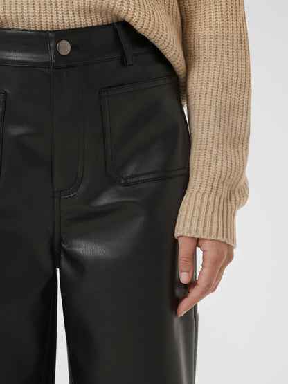 Kaffe, Mikka Tekonahka Housut