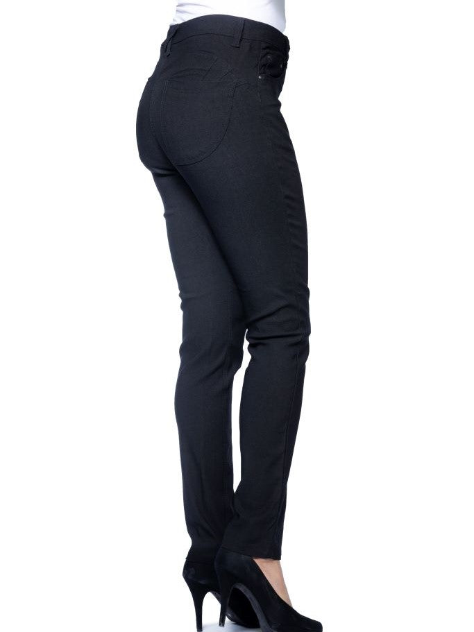 Zeze, Shape Housut